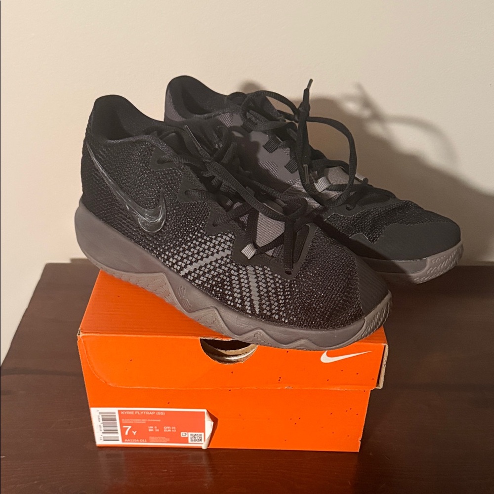 Nike Youth Black and Grey Kyrie Flytrap (GS)